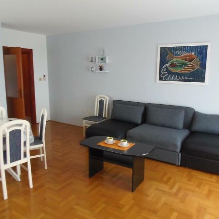 Apartment Dora PUY Eksteriør bilde
