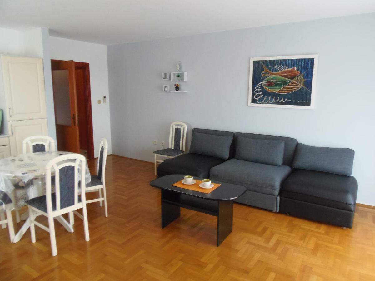 Apartment Dora PUY Eksteriør bilde